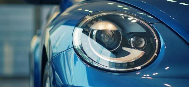 05 Headlight Bulb Manufacturers: What should I do if the car headlights are yellow and fuzzy? 